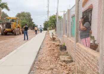 Ayuntamiento de Navojoa informa:  Inicia la pavimentación de la calle Vinorama